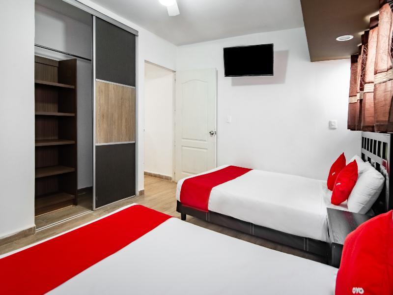 Hotel Halley León Buitenkant foto
