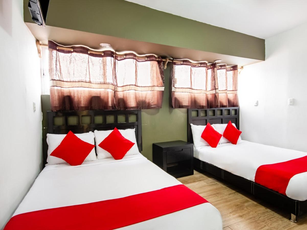 Hotel Halley León Buitenkant foto